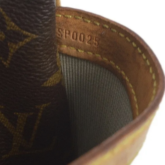 Authentic Louis Vuitton Reporter PM Messanger Crossbody Shoulder Bag - Picture 10 of 11